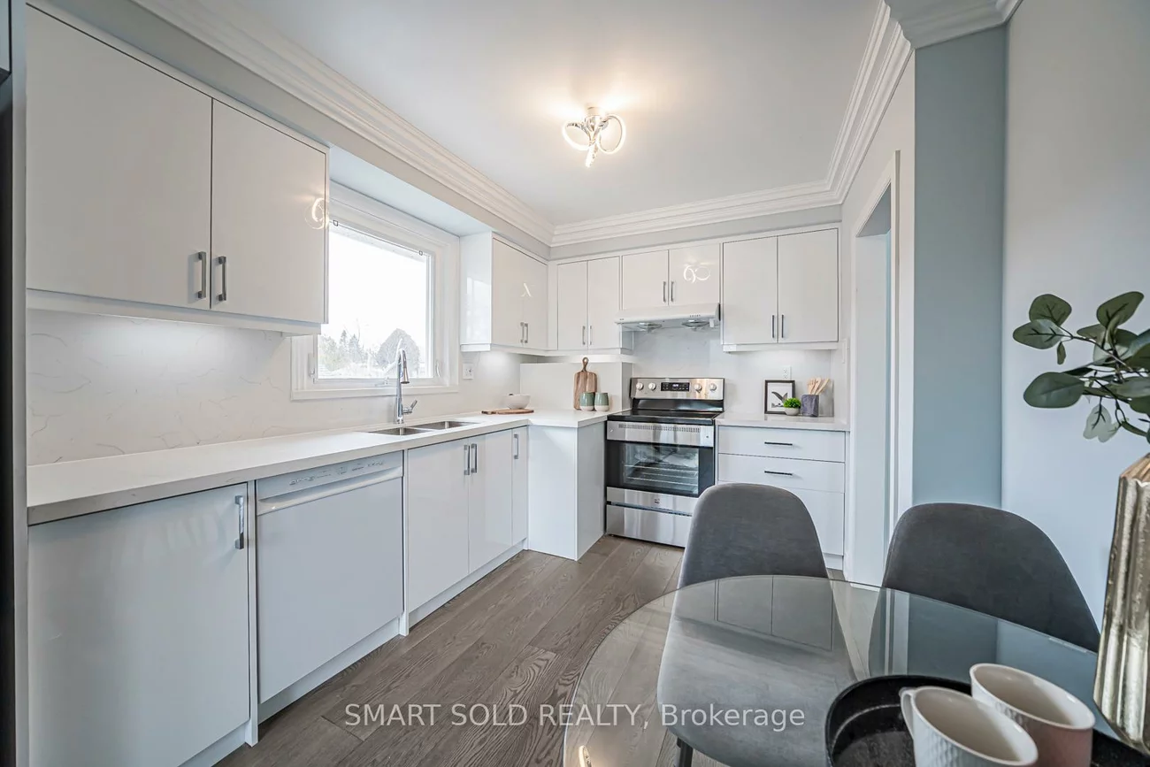 995, Garrard, Lakeview, Mississauga