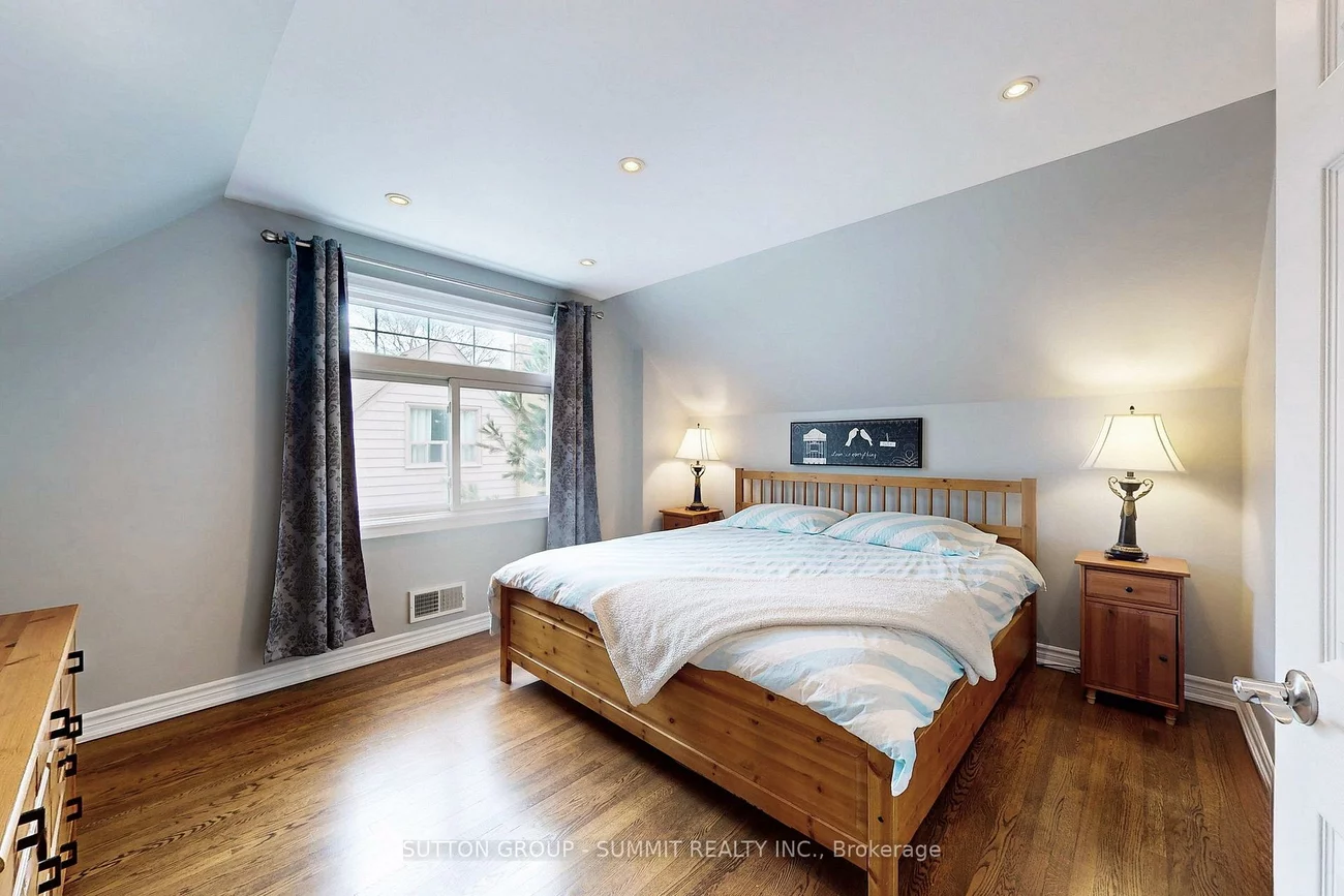 2225, RAMBO, Lakeview, Mississauga