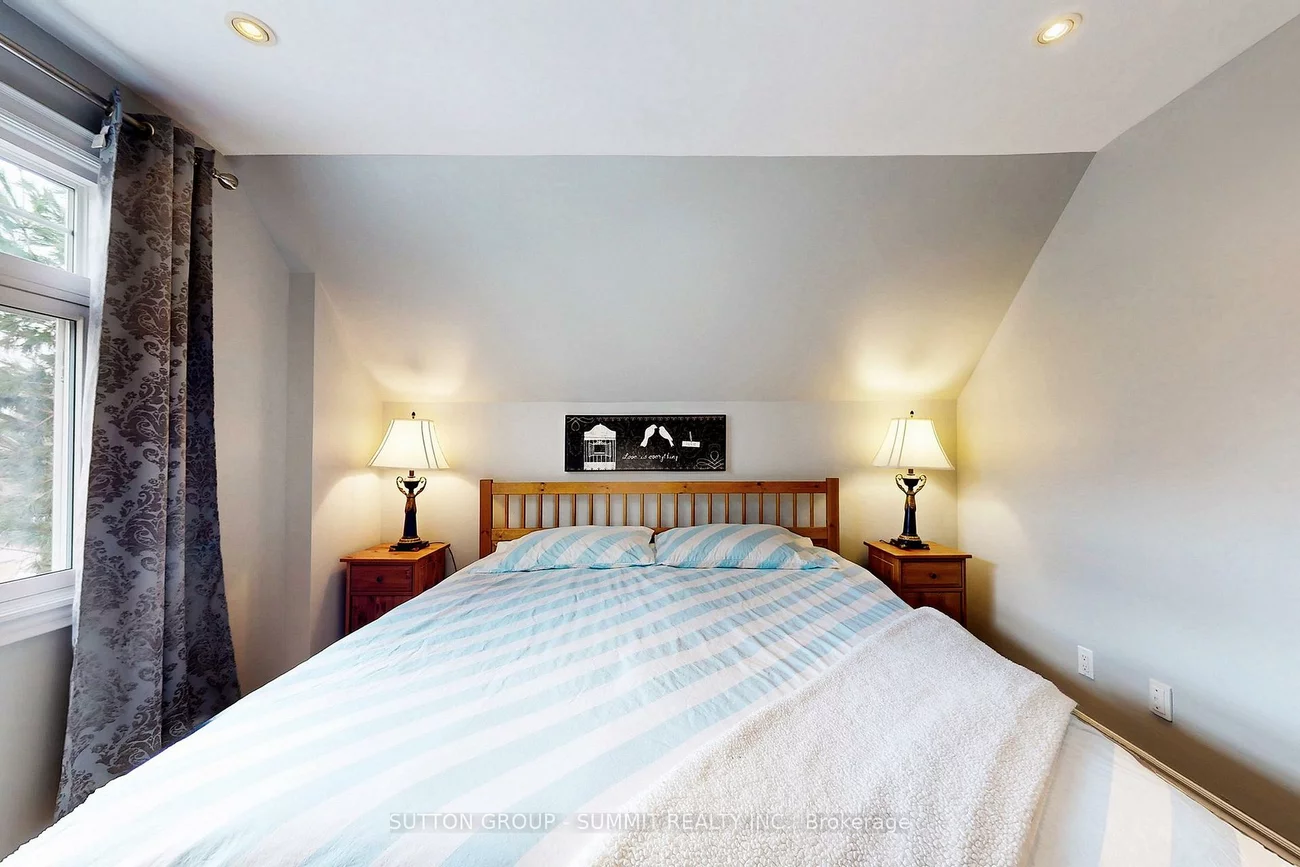 2225, RAMBO, Lakeview, Mississauga