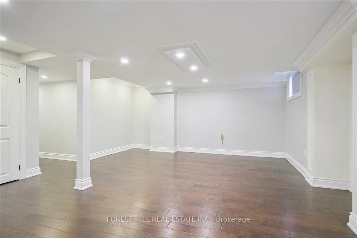 2579, Kenna, Sheridan, Mississauga