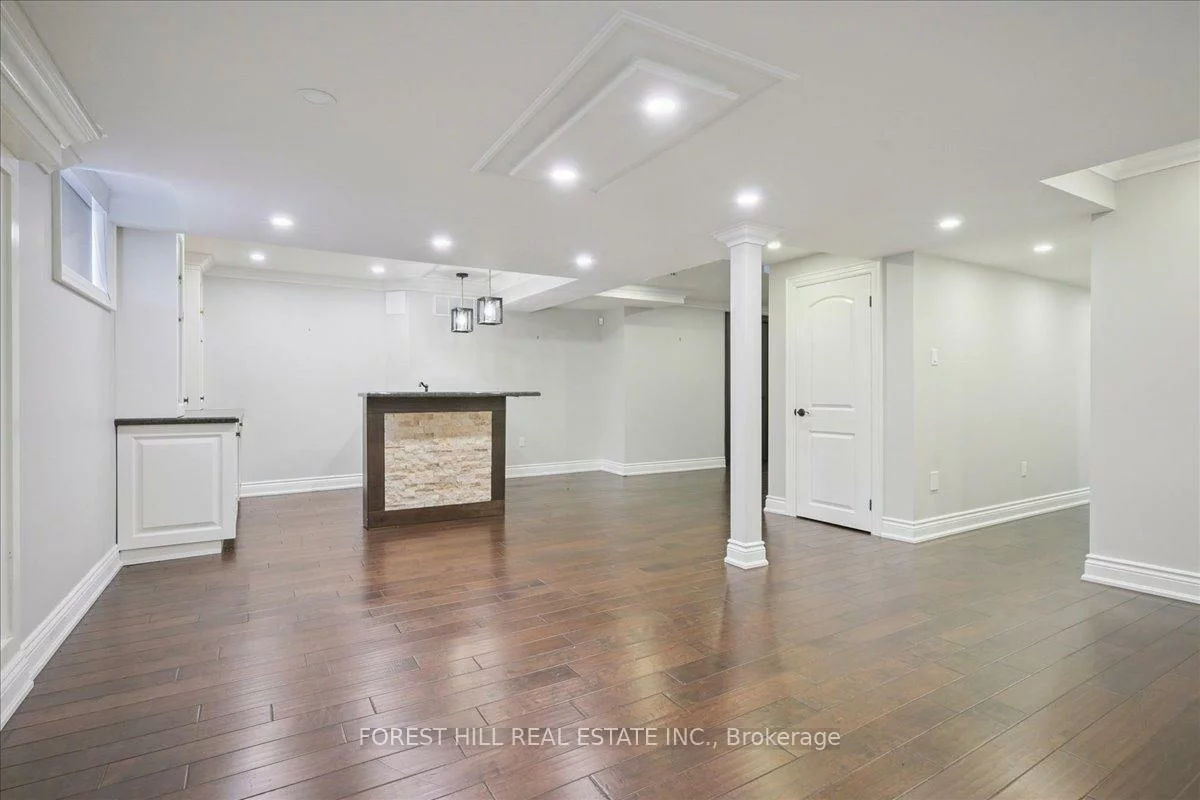 2579, Kenna, Sheridan, Mississauga