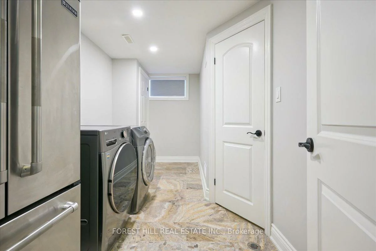 2579, Kenna, Sheridan, Mississauga