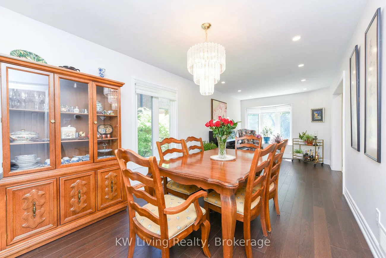 5055, Moulin Rouge, East Credit, Mississauga