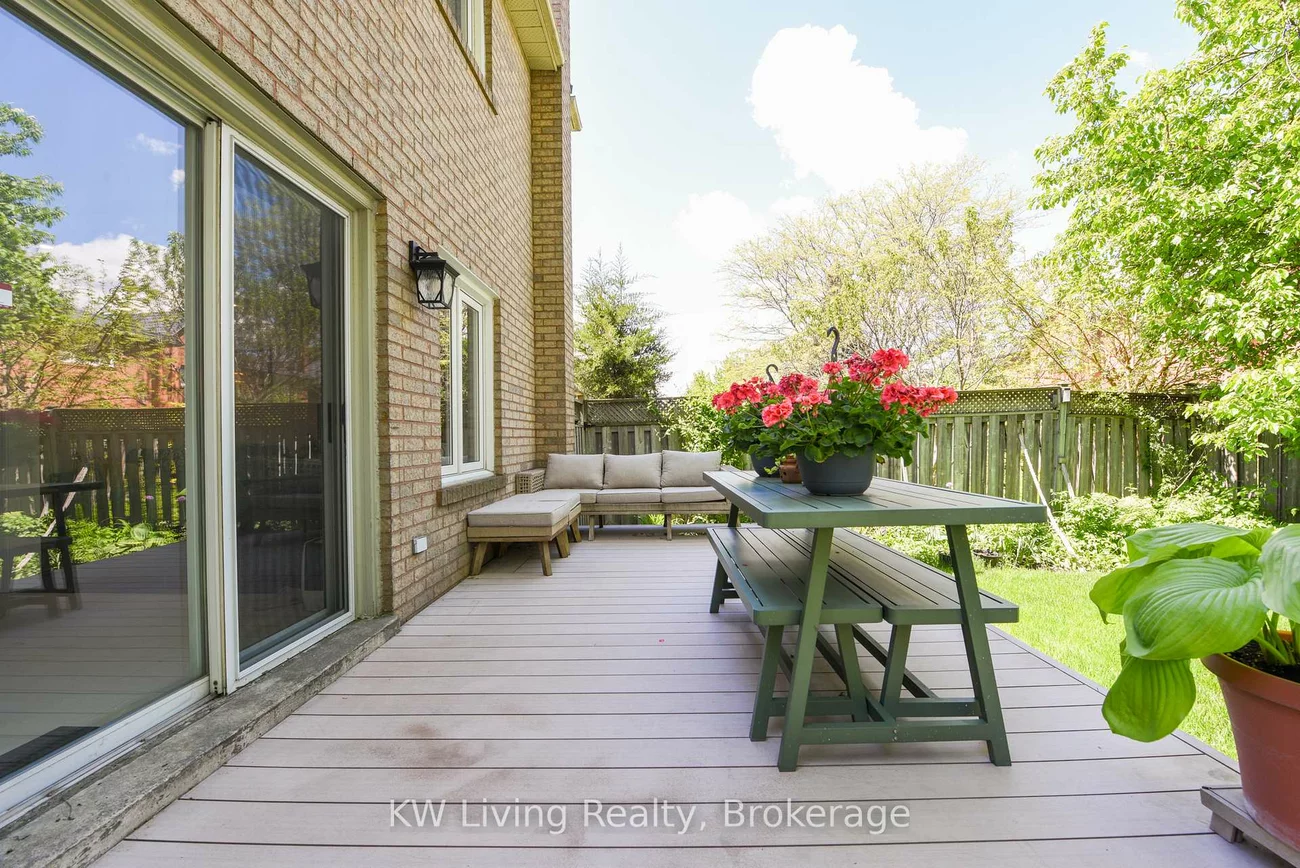 5055, Moulin Rouge, East Credit, Mississauga