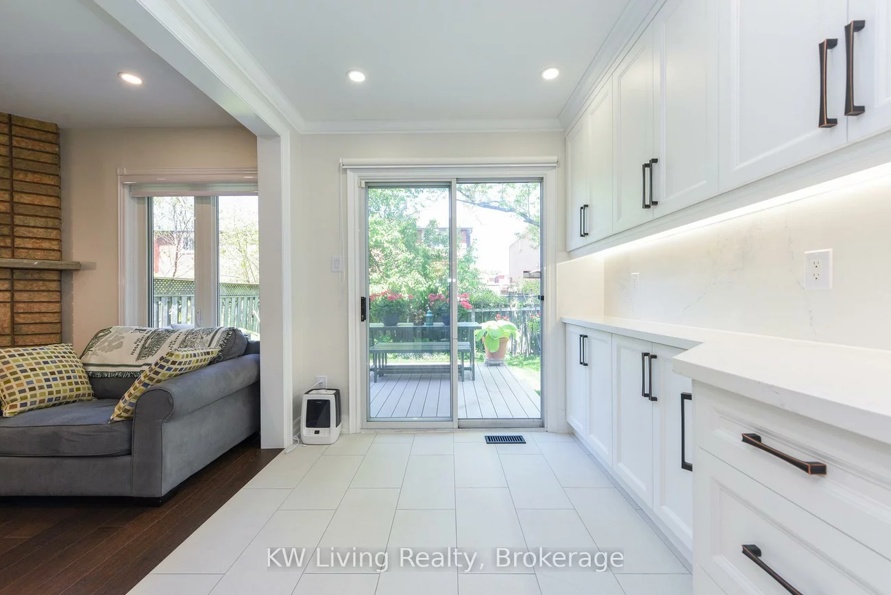 5055, Moulin Rouge, East Credit, Mississauga