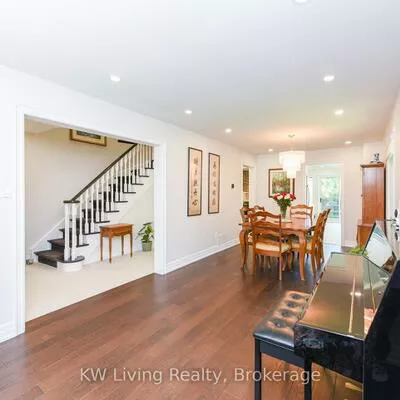 5055, Moulin Rouge, East Credit, Mississauga