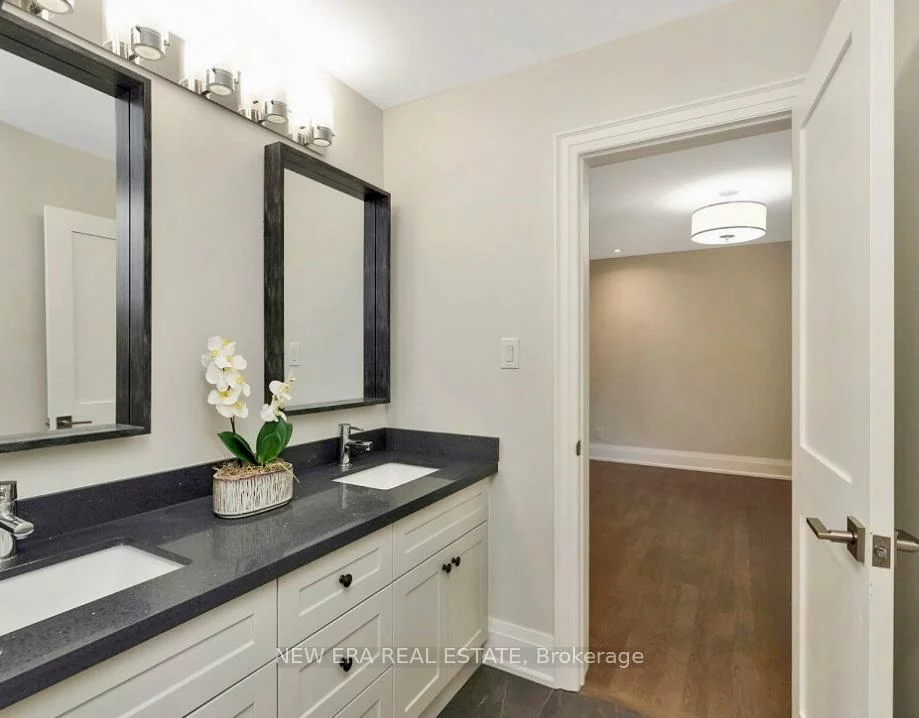 2068, Mississauga, Sheridan, Mississauga