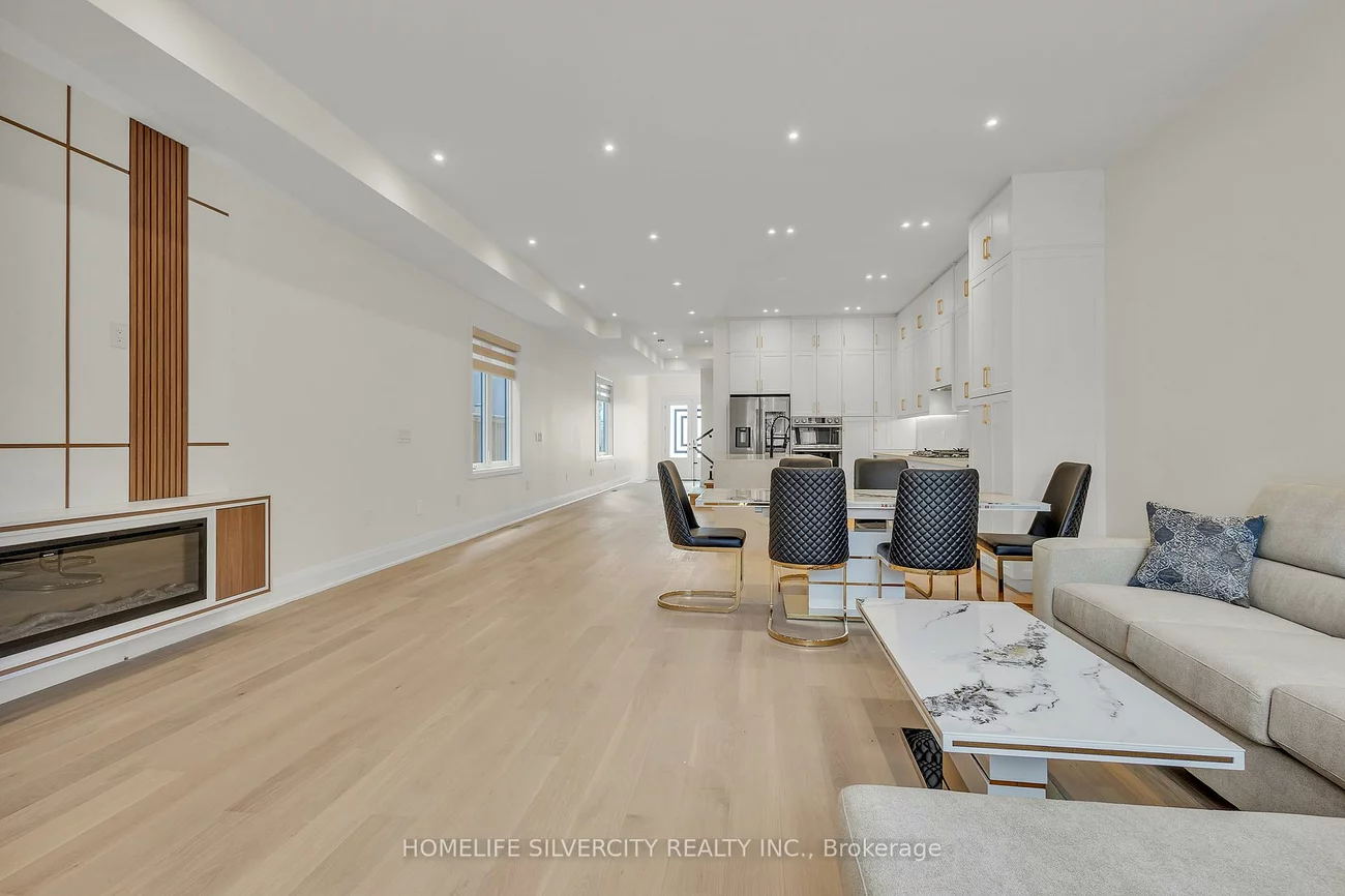 25A, Pine, Port Credit, Mississauga