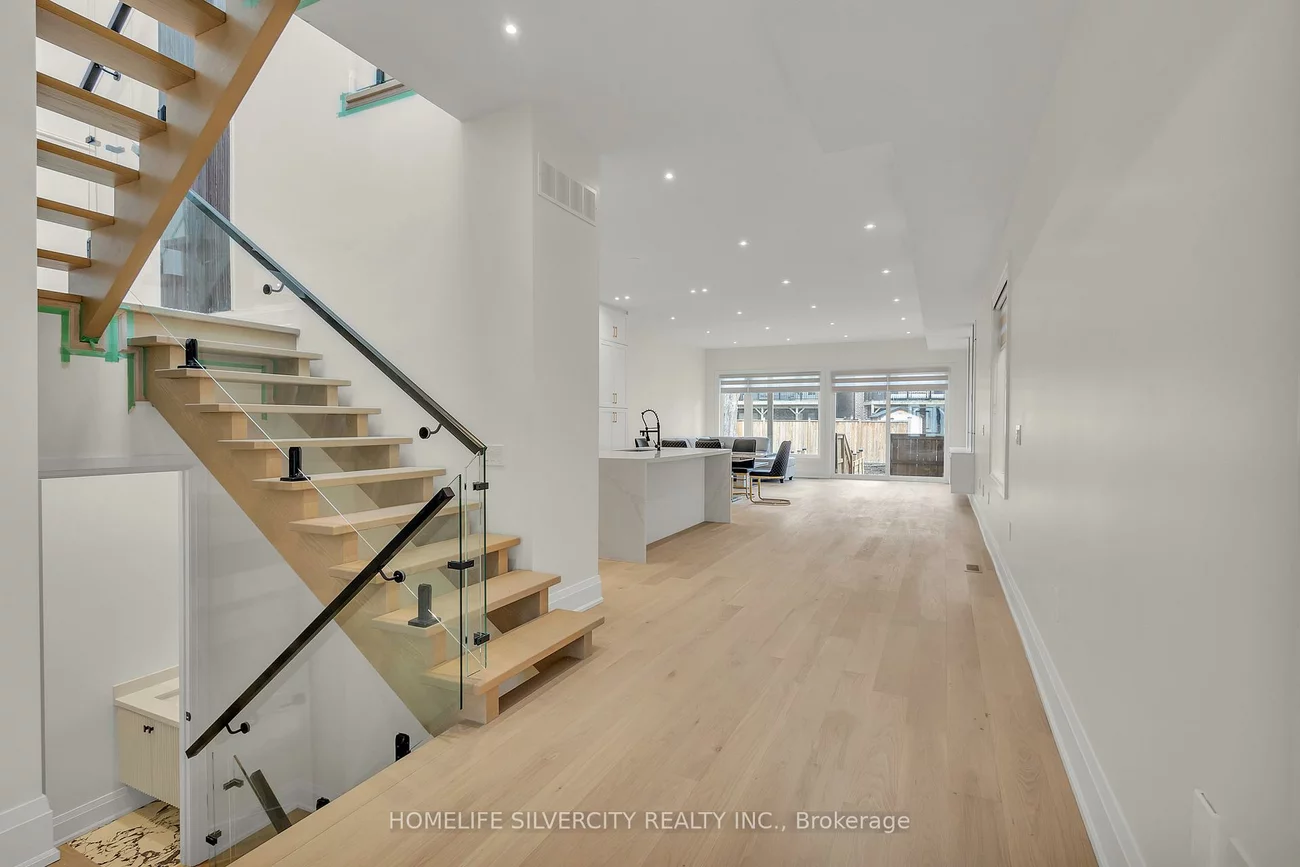 25A, Pine, Port Credit, Mississauga