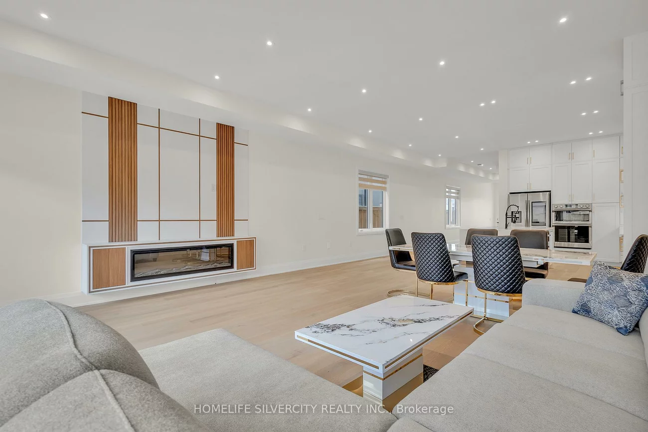 25A, Pine, Port Credit, Mississauga