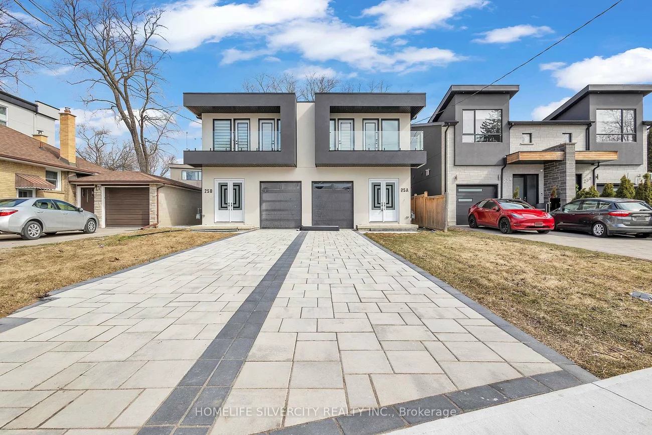 25A, Pine, Port Credit, Mississauga