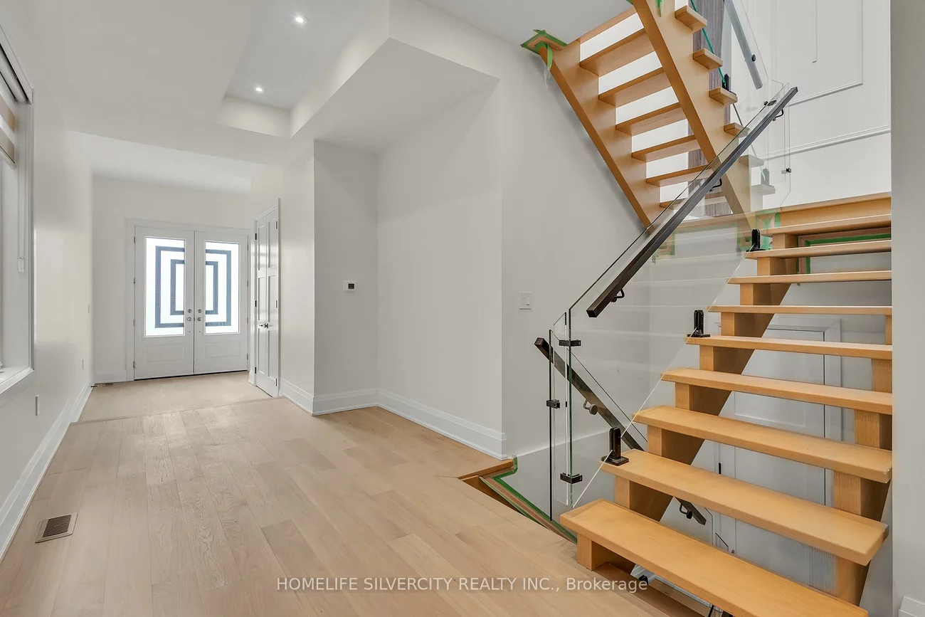 25A, Pine, Port Credit, Mississauga