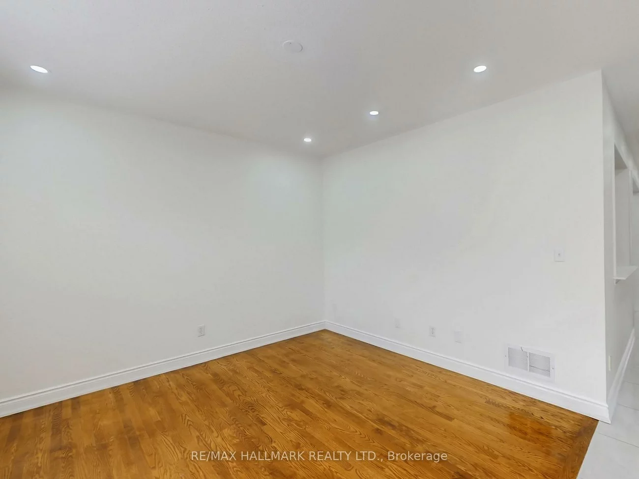 671, Deckhouse, Meadowvale Village, Mississauga