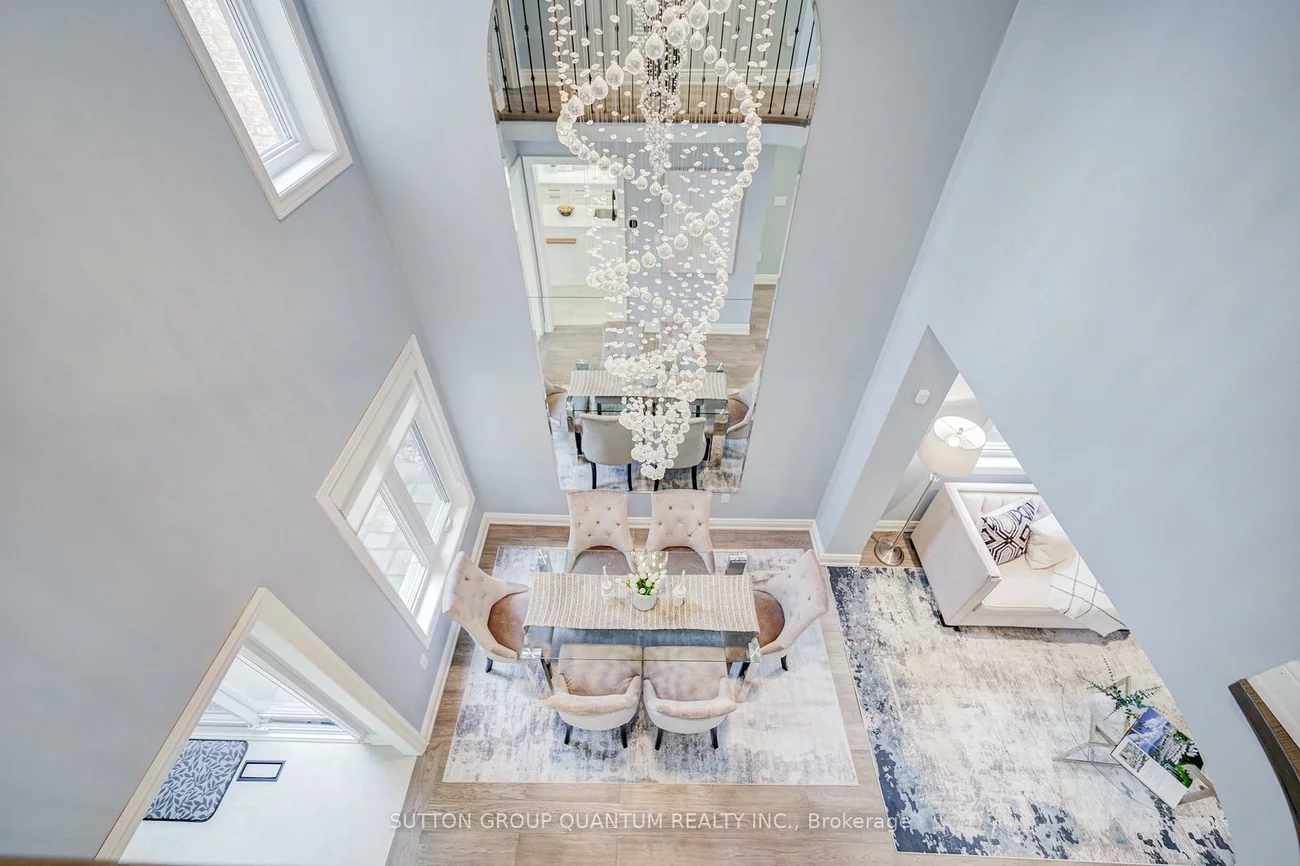 2829, Cartwright, Central Erin Mills, Mississauga