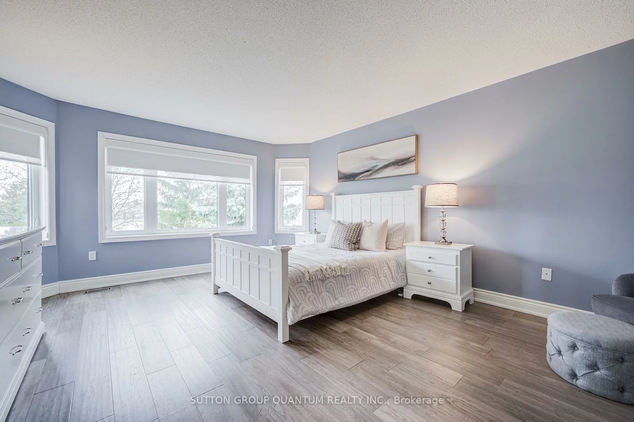 2829, Cartwright, Central Erin Mills, Mississauga