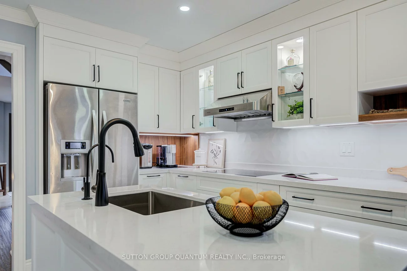 2829, Cartwright, Central Erin Mills, Mississauga