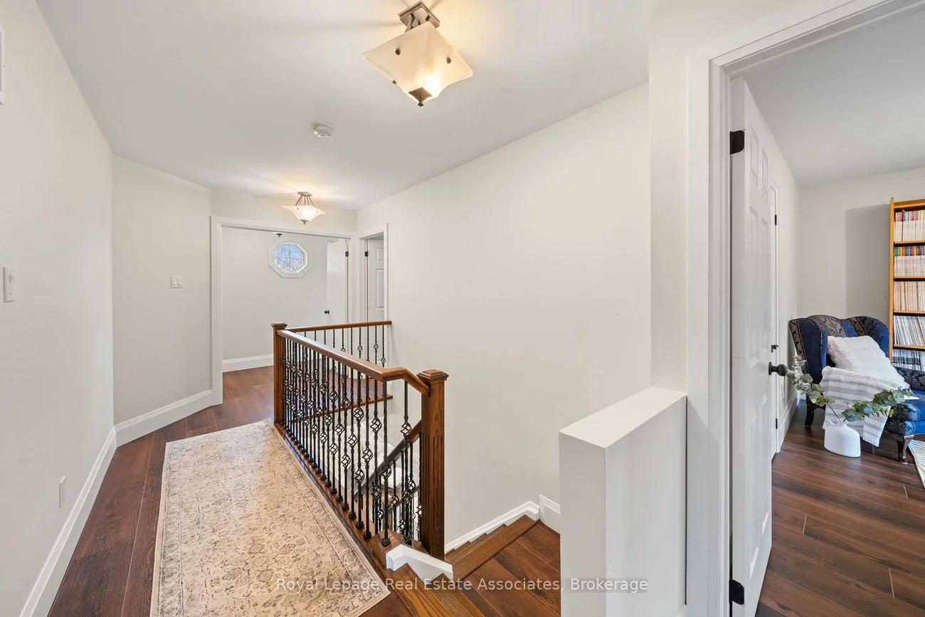 4516, Gullfoot, Hurontario, Mississauga