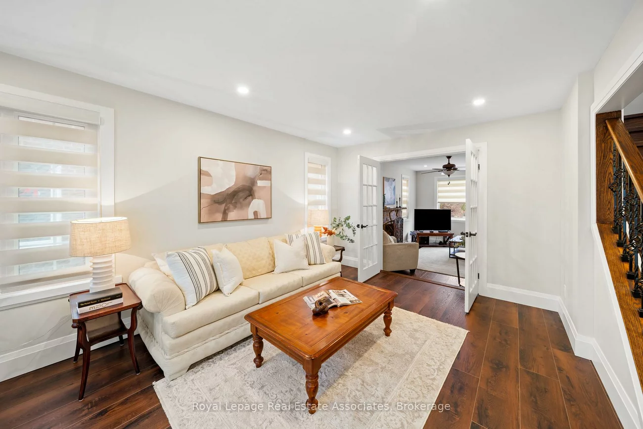 4516, Gullfoot, Hurontario, Mississauga