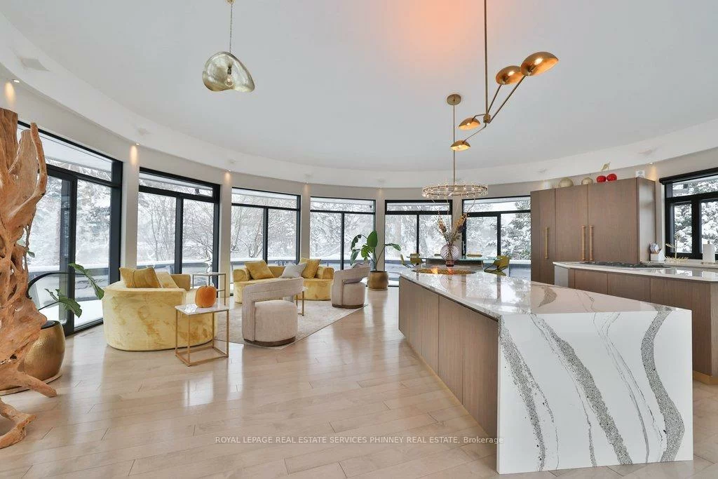 1352, Nocturne, Lorne Park, Mississauga