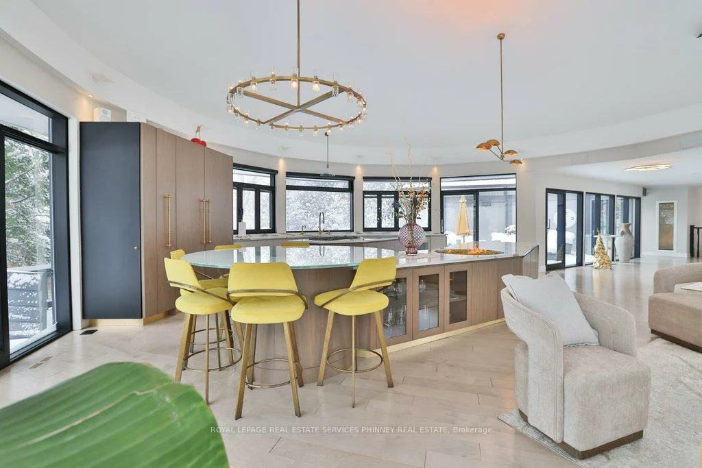 1352, Nocturne, Lorne Park, Mississauga