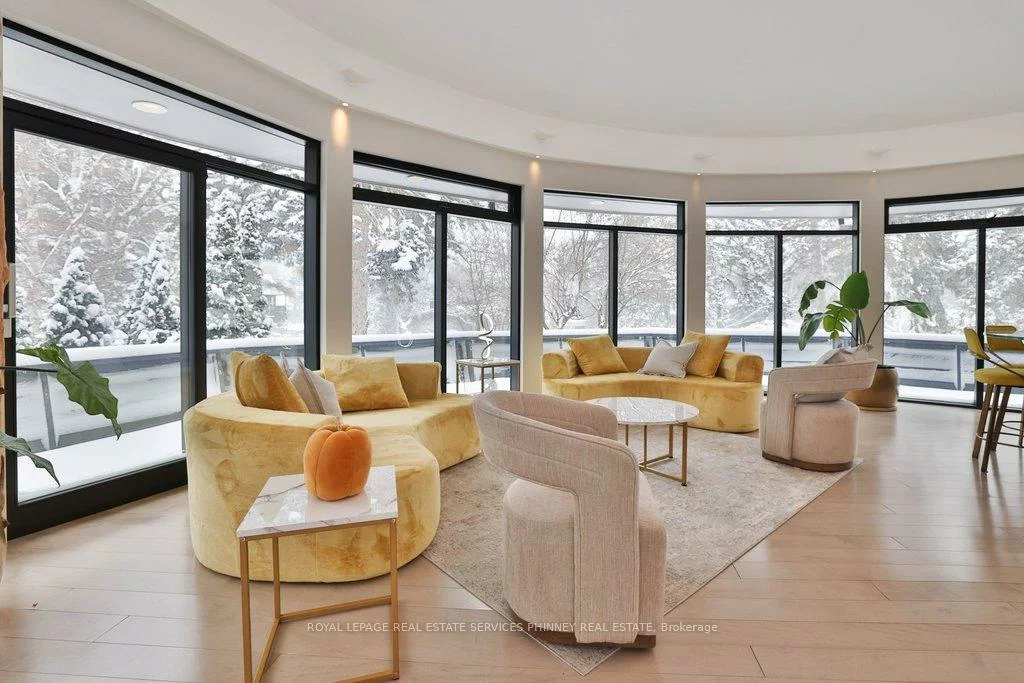 1352, Nocturne, Lorne Park, Mississauga