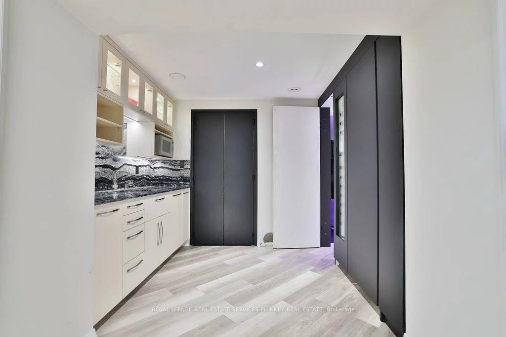 1352, Nocturne, Lorne Park, Mississauga