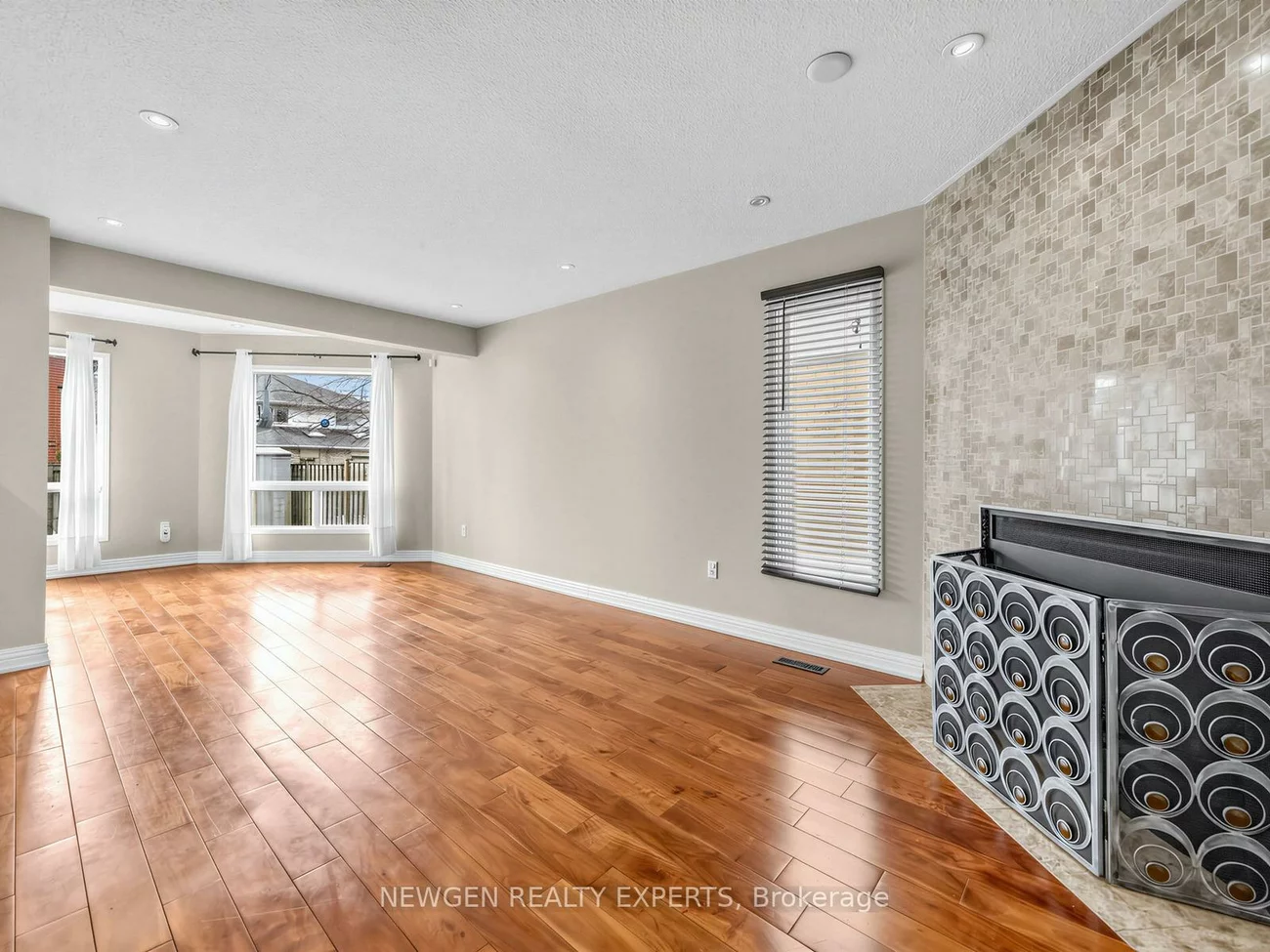 2636, Credit Valley, Central Erin Mills, Mississauga
