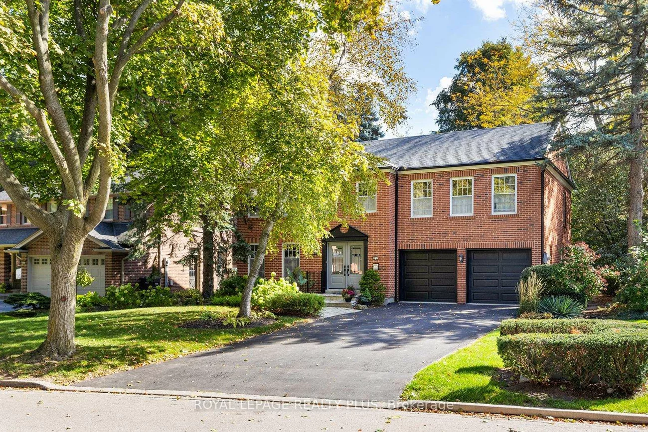 1852, Sherwood Forrest, Sheridan, Mississauga