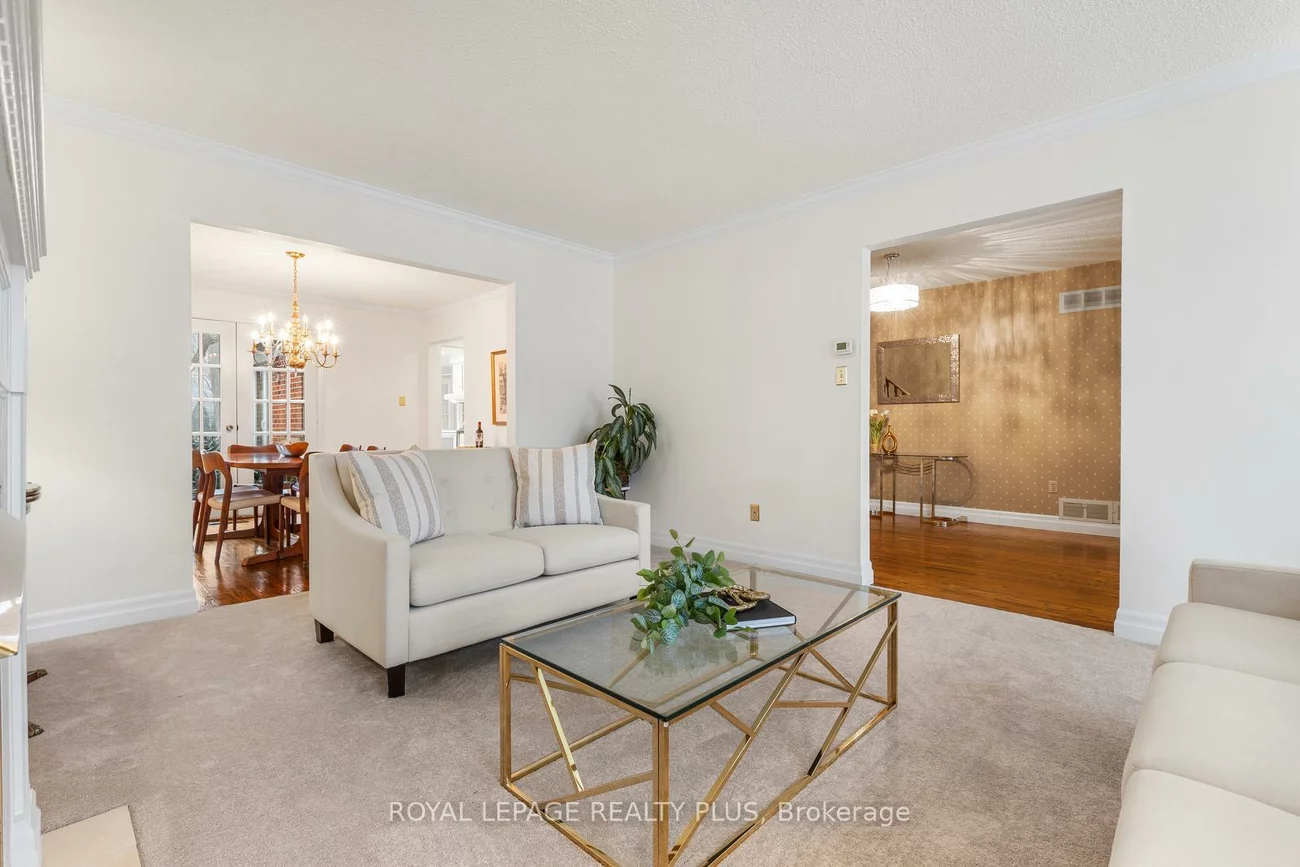 1852, Sherwood Forrest, Sheridan, Mississauga