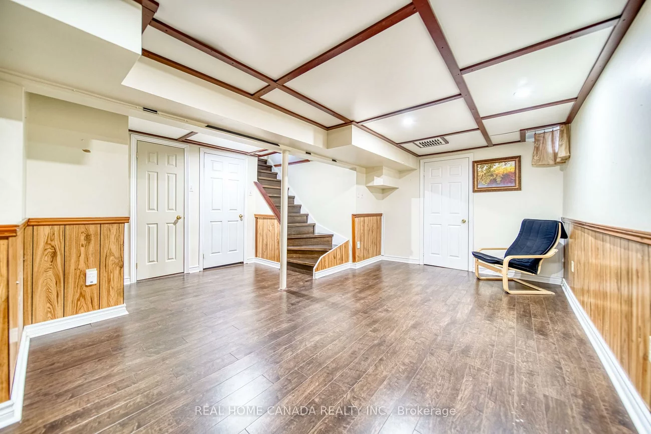 6051, Fullerton, Meadowvale, Mississauga