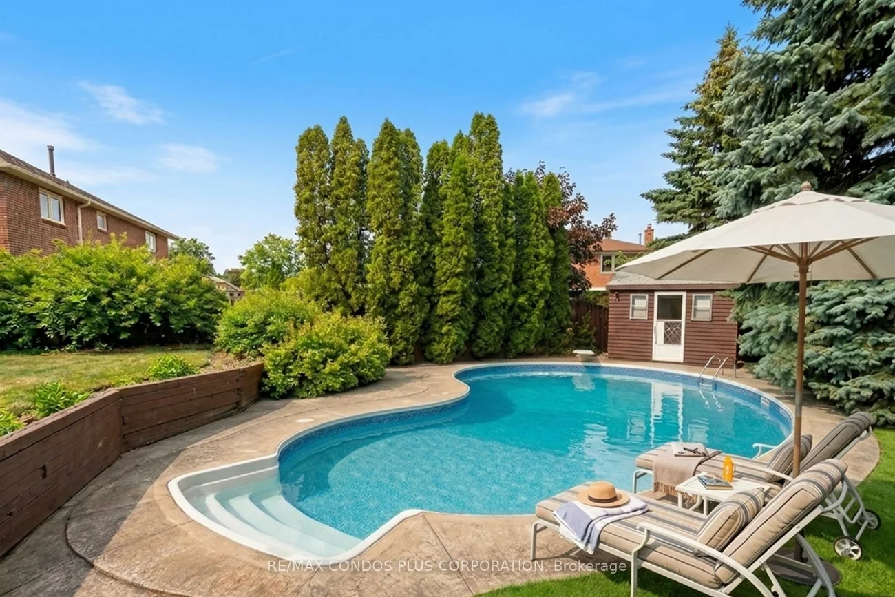 1562, Lovelady, Rathwood, Mississauga