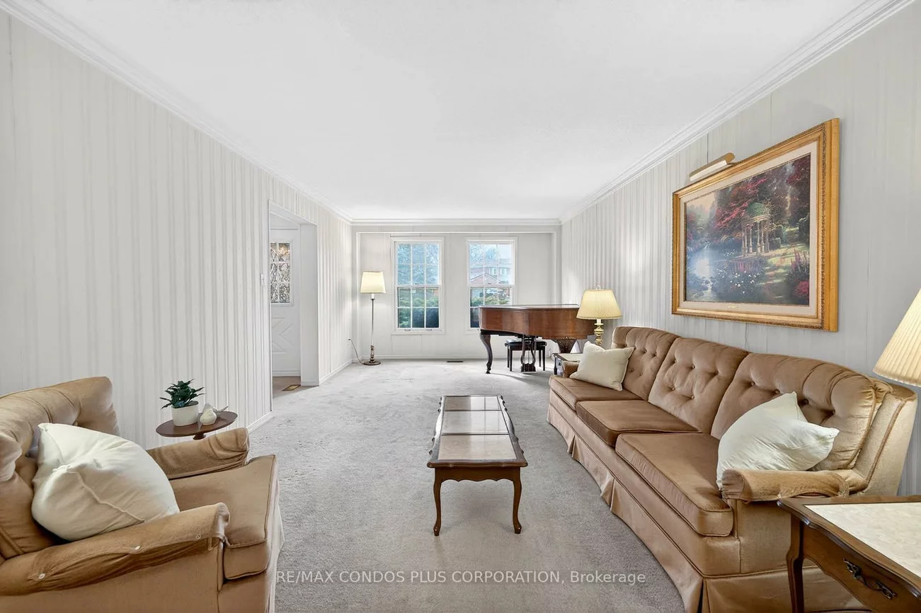 1562, Lovelady, Rathwood, Mississauga