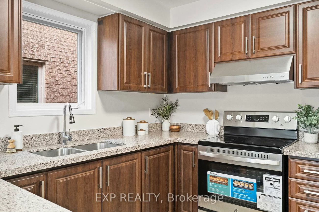 3365, Nutcracker, Lisgar, Mississauga