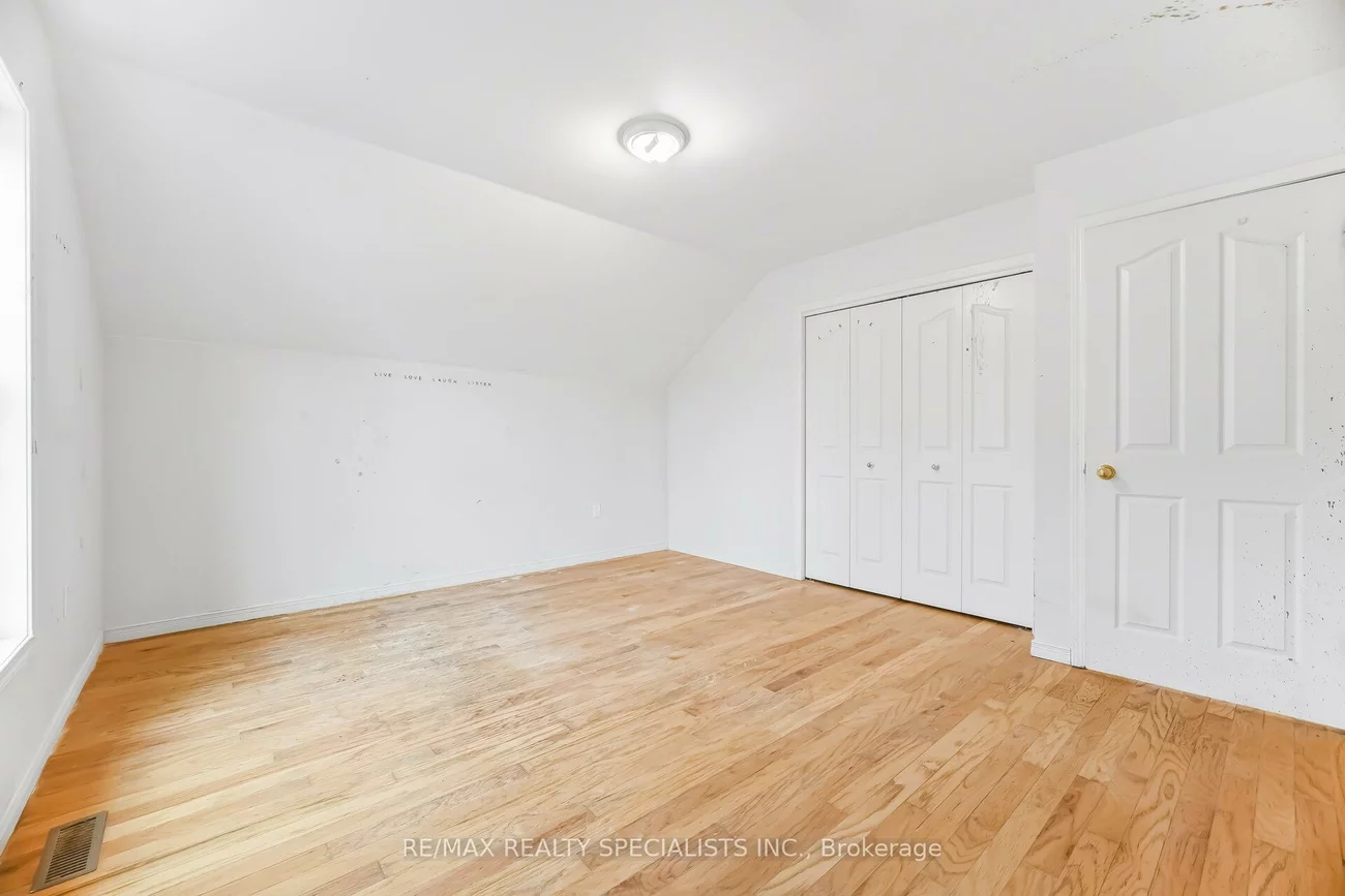 2131, Cawthra, Lakeview, Mississauga