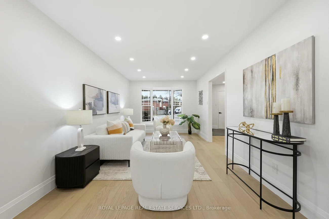 1332, Quinpool, Creditview, Mississauga