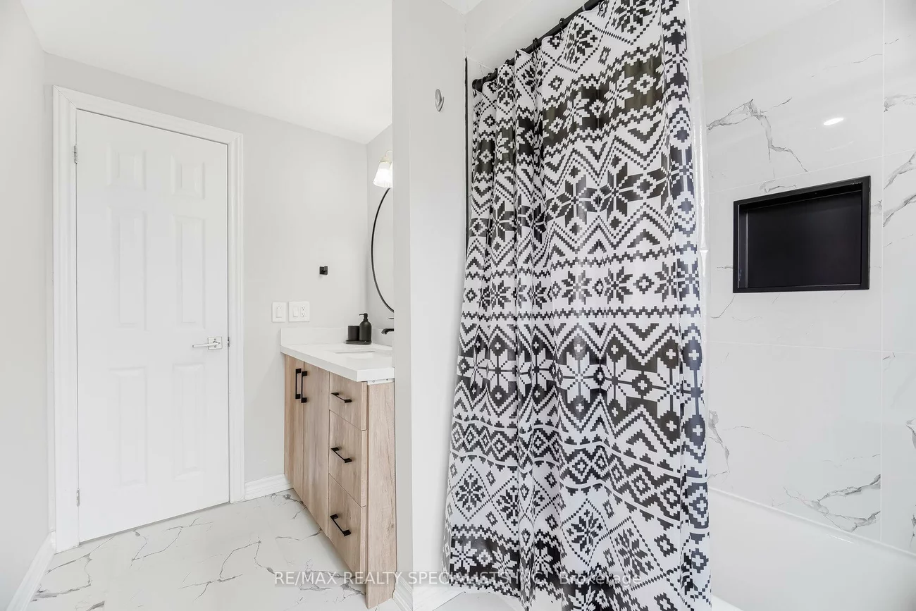 6101, Edenwood, Meadowvale, Mississauga