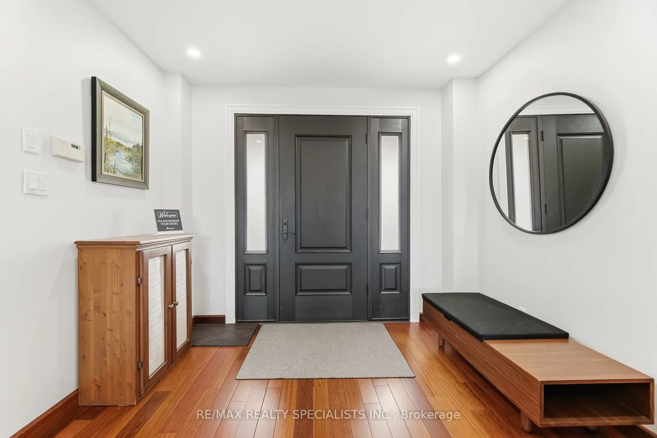 1169, Barnswallow, East Credit, Mississauga