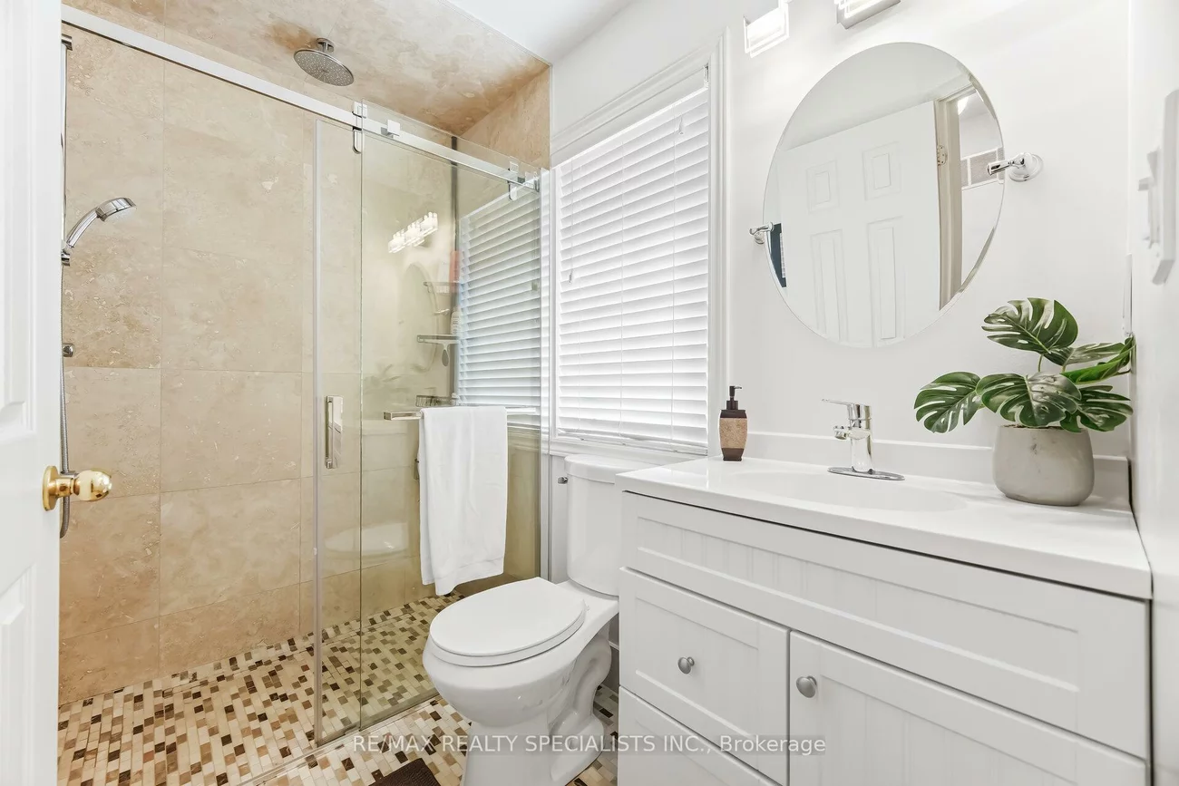 1169, Barnswallow, East Credit, Mississauga