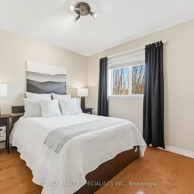 1169, Barnswallow, East Credit, Mississauga