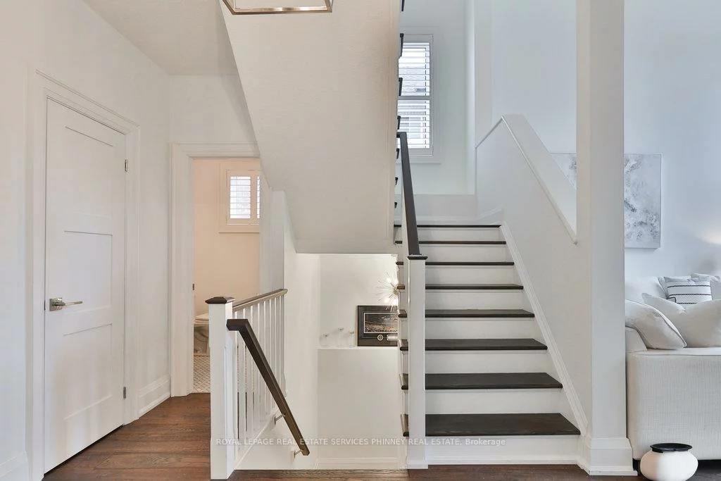 958, Irish Moss, Meadowvale Village, Mississauga