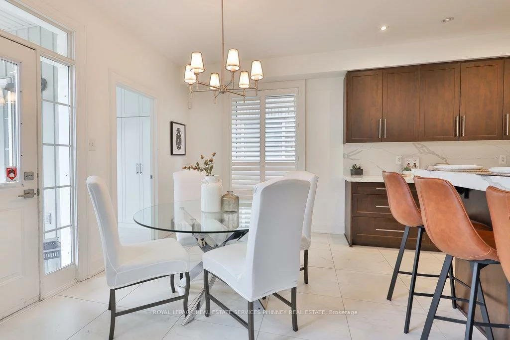 958, Irish Moss, Meadowvale Village, Mississauga