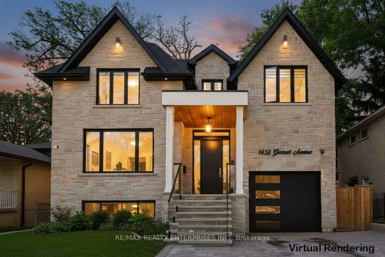 1438, Garnet, Mineola, Mississauga