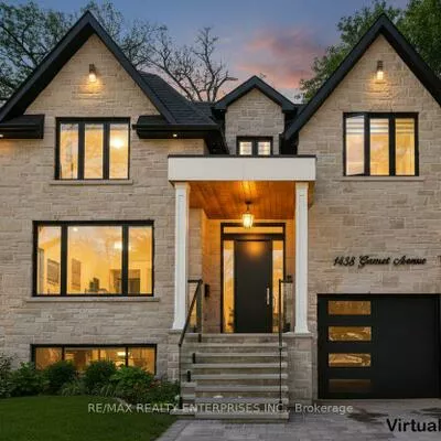 1438, Garnet, Mineola, Mississauga