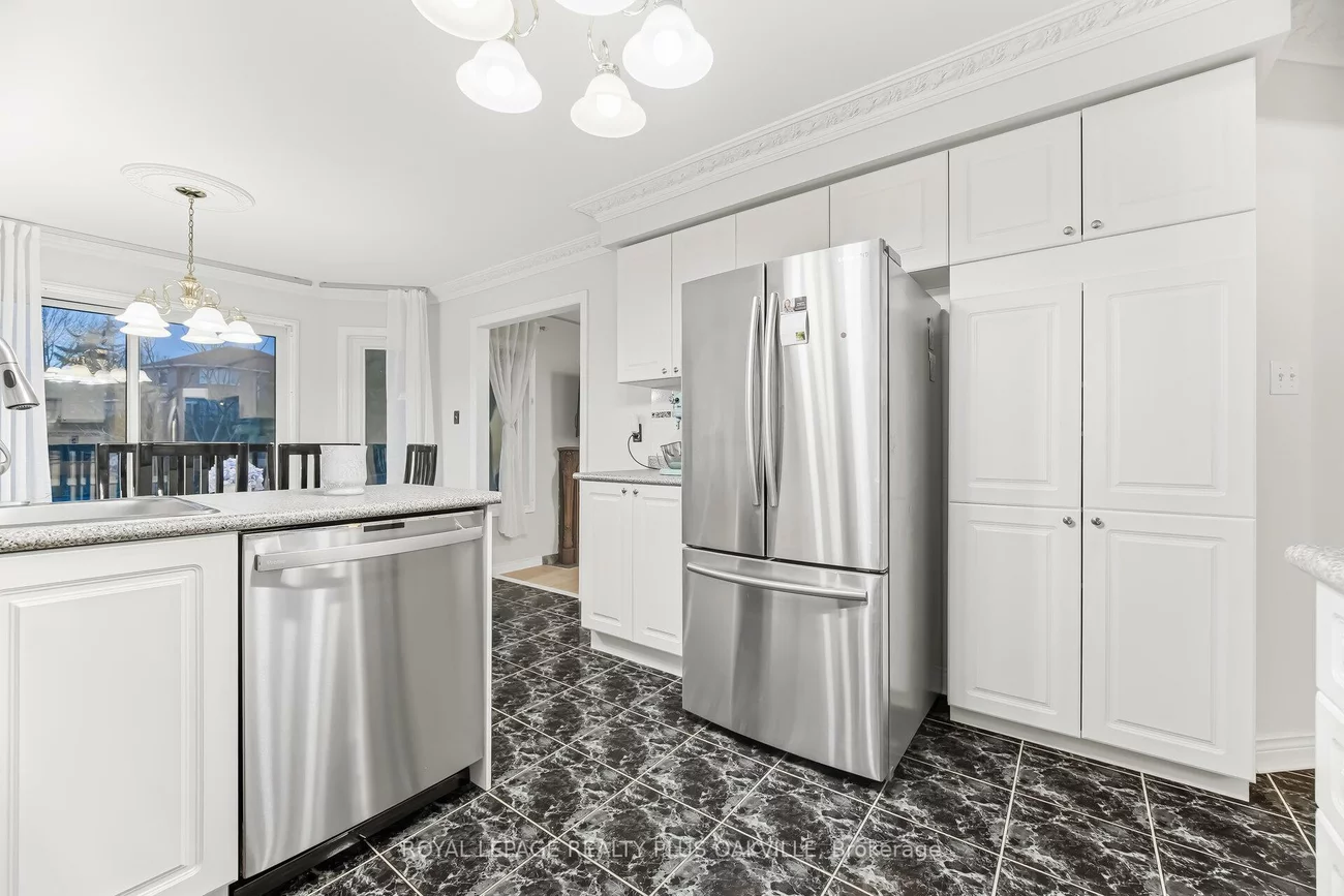 3395, Trelawny, Lisgar, Mississauga