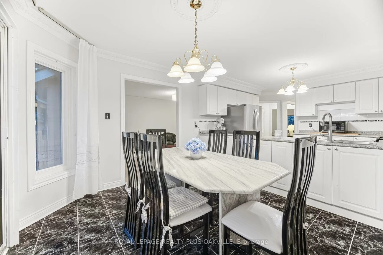 3395, Trelawny, Lisgar, Mississauga