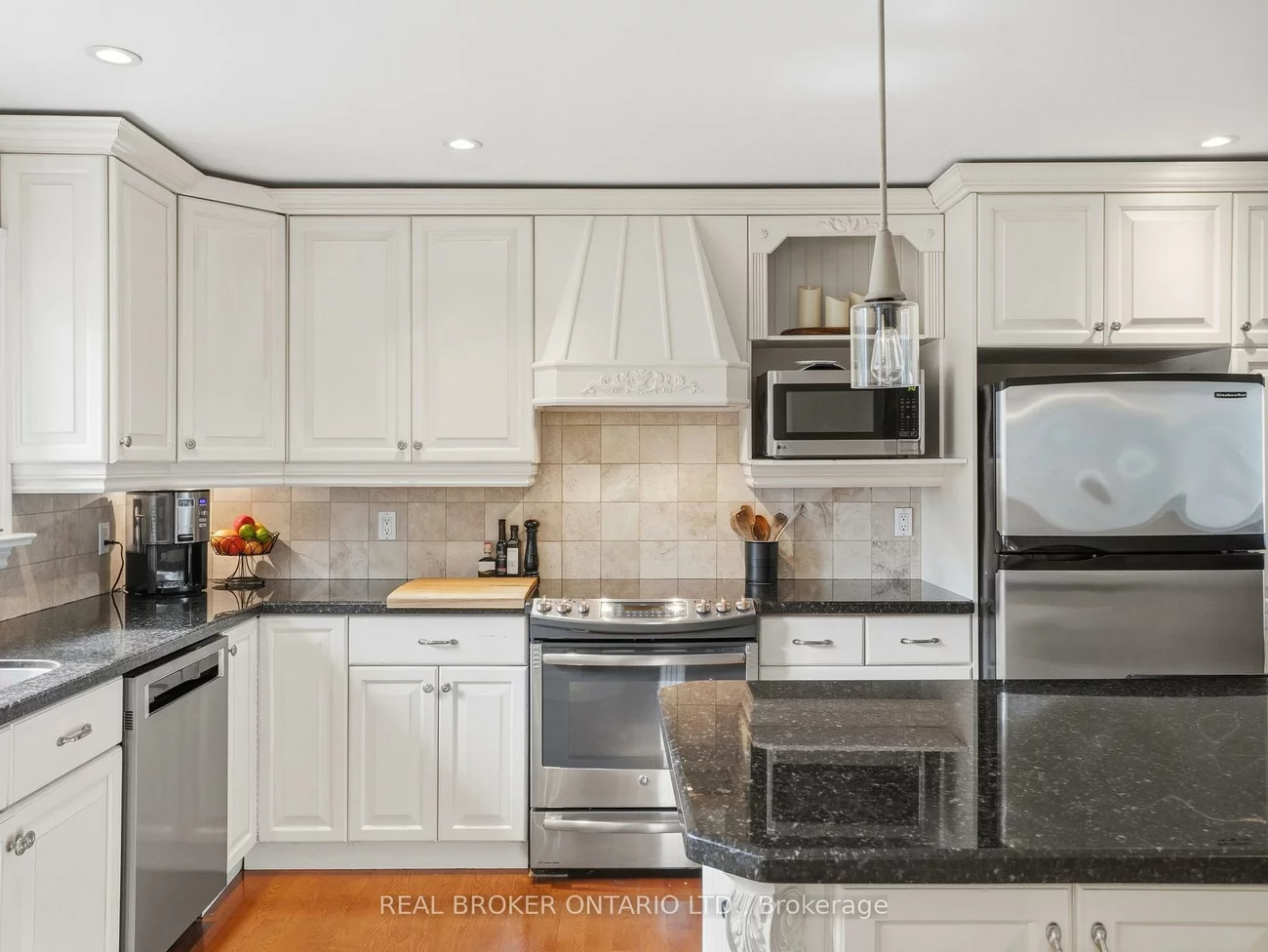 929, Parkland, Clarkson, Mississauga