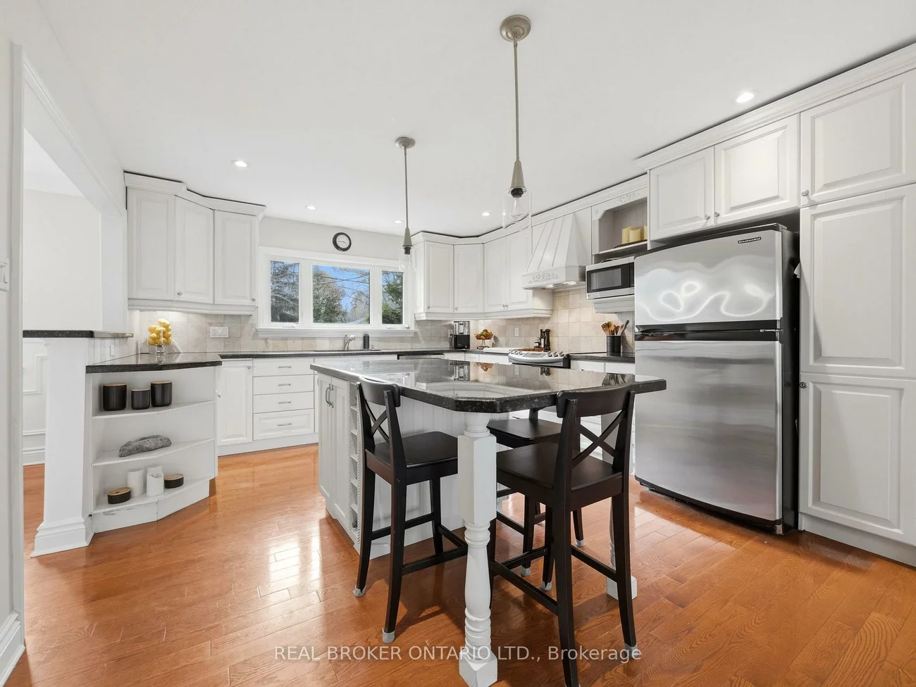 929, Parkland, Clarkson, Mississauga