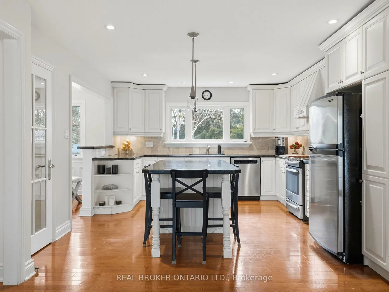 929, Parkland, Clarkson, Mississauga