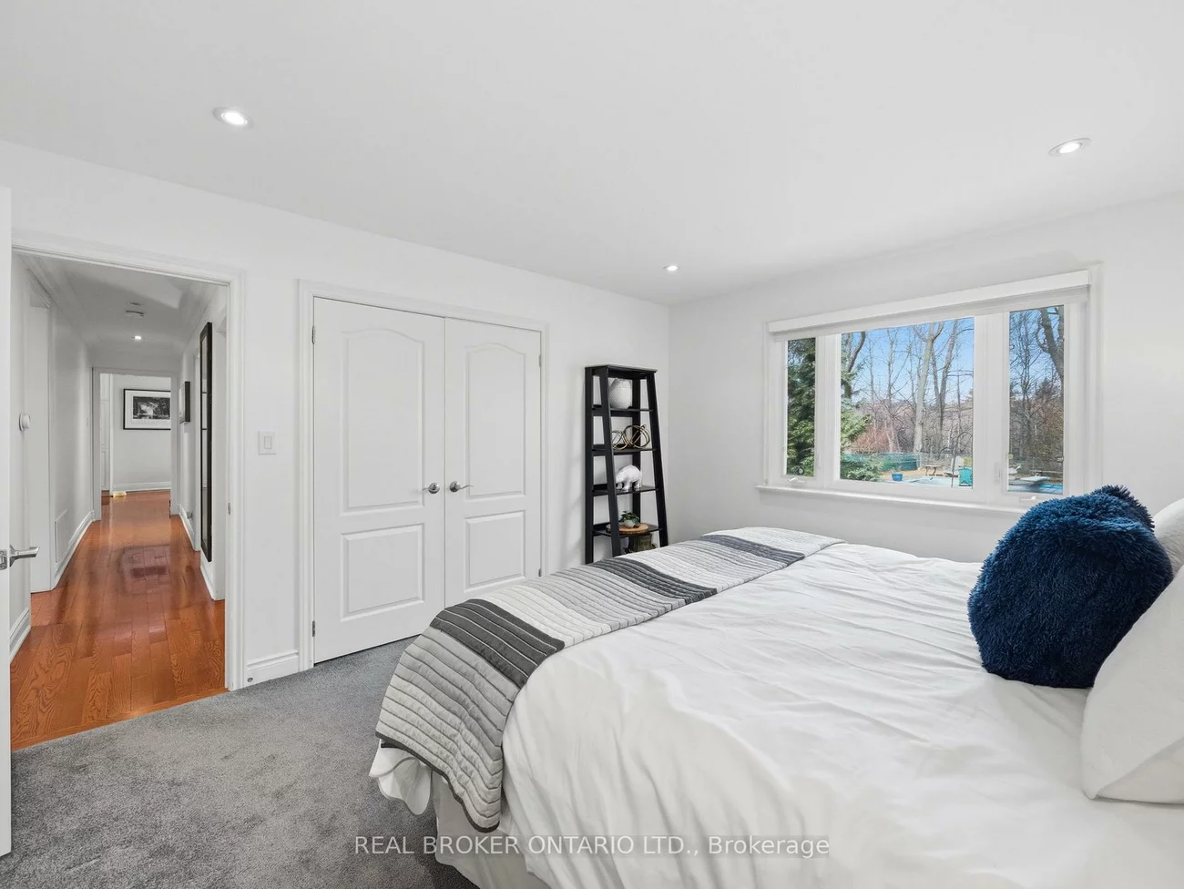 929, Parkland, Clarkson, Mississauga