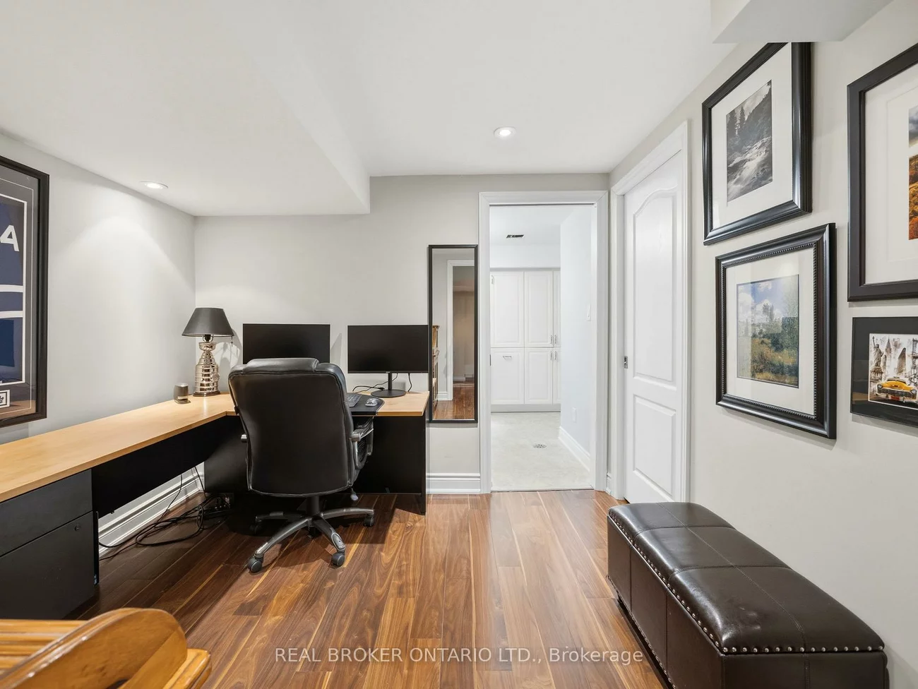 929, Parkland, Clarkson, Mississauga